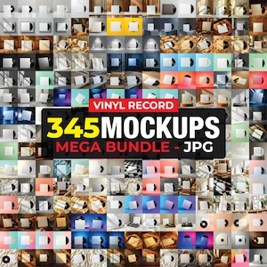 Op de afbeelding: Een raster van vinylplaat-mockups in diverse omgevingen en lichtomstandigheden. De afbeelding bevat de tekst "VINYL RECORD 345 MOCKUPS MEGA BUNDLE - JPG" in rood, geel en wit. De platen zitten in hoezen.