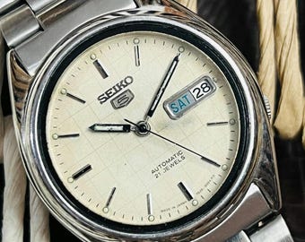 Vintage Seiko 5 Automatic Watch, Cream Dial, 21 Jewels, Japan Made