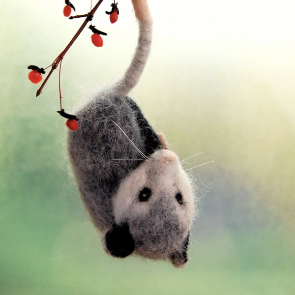 Aguja fieltro Opossum. Animales de fieltro de aguja. Zarigüeyas. Aguja fieltro Animal. Zarigüeyas. Aguja fieltro Opossum Ornament. Aguja fieltro Possum