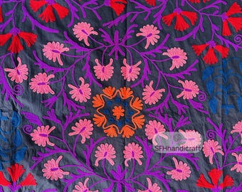Uzbek suzani king size tapestry | Handmade Embroidery work suzani blanket | Suzani bedsheet | Bridesmaid suzani bedspread | Gift for her.
