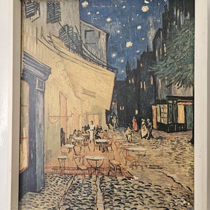 Terrasse de café la nuit - Reproduction encadrée du chef-d'oeuvre emblématique de Vincent van Gogh de 1888