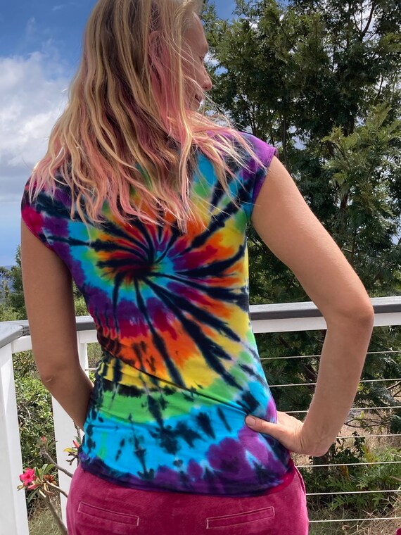 Camiseta Tie Dye Rainbow Upcycled mediano para mujer Etsy Espana