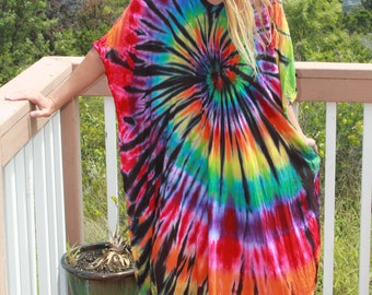 Tie Dye Caftan With Black Accents | One Size and One Size Plus