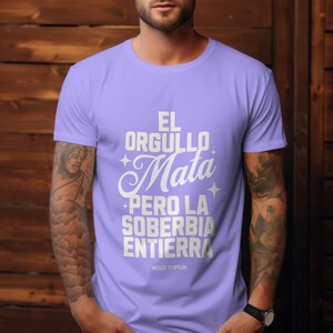 Modelo de kittl editável, estampa lilás para camiseta, com fundo, para ele, todos os tipos de peças, uso atemporal, todas as ocasiões, frases.