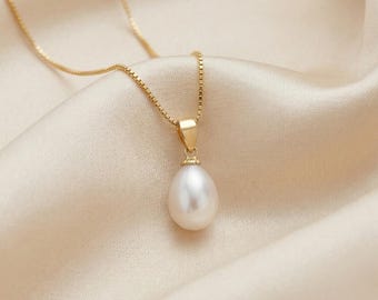Minimalistiskt sötvattenspärlhalsband, elegant guldpärlhänge, pärlsmycken för vardagsbruk, halsband med lager på lager, present till henne