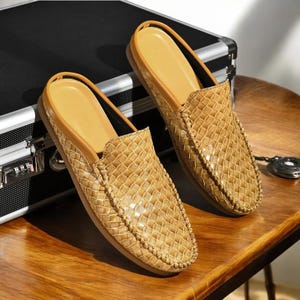 Handmade Men&#39;s Snakeskin Leather Mule Loafers – Slip-On Half Slippers for Indoor & Outdoor | Summer Breathable Business Casual Sandals .