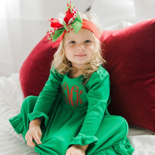 Girls Monogrammed Christmas Dress, Toddler winter outfit, picture outfit, Monogram christmas dress, picture outfit, birthday gift, BB