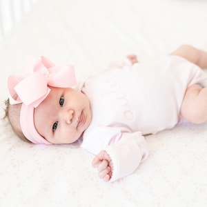 Personalized baby girl outfit, monogrammed baby girl clothing, embroidered shirt, baby shower gift, pima cotton, hand cover, bow