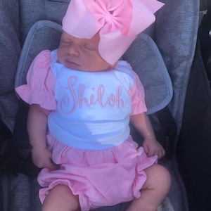 Monogrammed girls outfit, Girls Bloomer set, monogrammed baby girl clothing, sk creations
