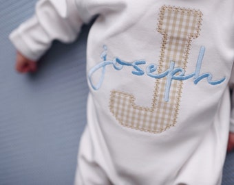 Tenue d'hôpital pour bébé garçon, tenue de retour à la maison, monogramme, créations sk, beige