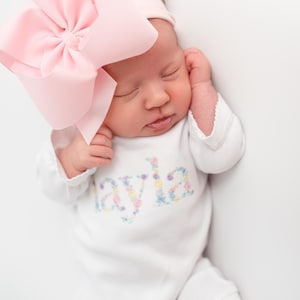 Baby Girl Hospital Outfit, baby girl coming home outfit, going home outfit, personalized newborn outfit, Custom newborn outfit, floral