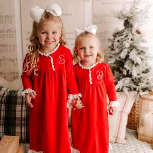 Robe de Noël, tenue de Noël à monogramme, robe à monogramme, robe de Noël pour fille