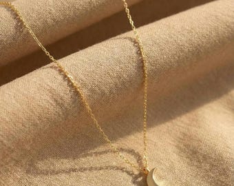 Gold Crescent Moon Necklace - 925 Sterling Silver Dainty Pendant