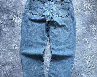 Jeansy Armani Jeans z lat 90. z metalowym logo, rozmiar 32