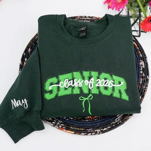 Besticktes Senior Sweatshirt - Seniorenklasse von 2026 Sweatshirt - Personalisiertes Bestfriend Geschenk - Senior Cheer Geschenk für Frauen - Schwester Geschenk