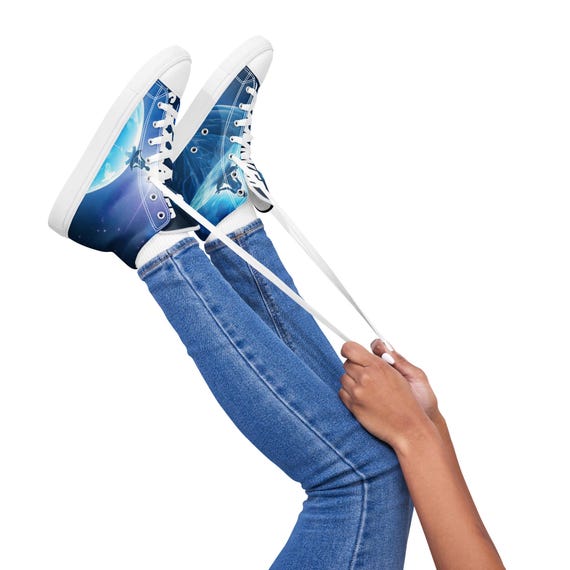 Women’s high top canvas shoes