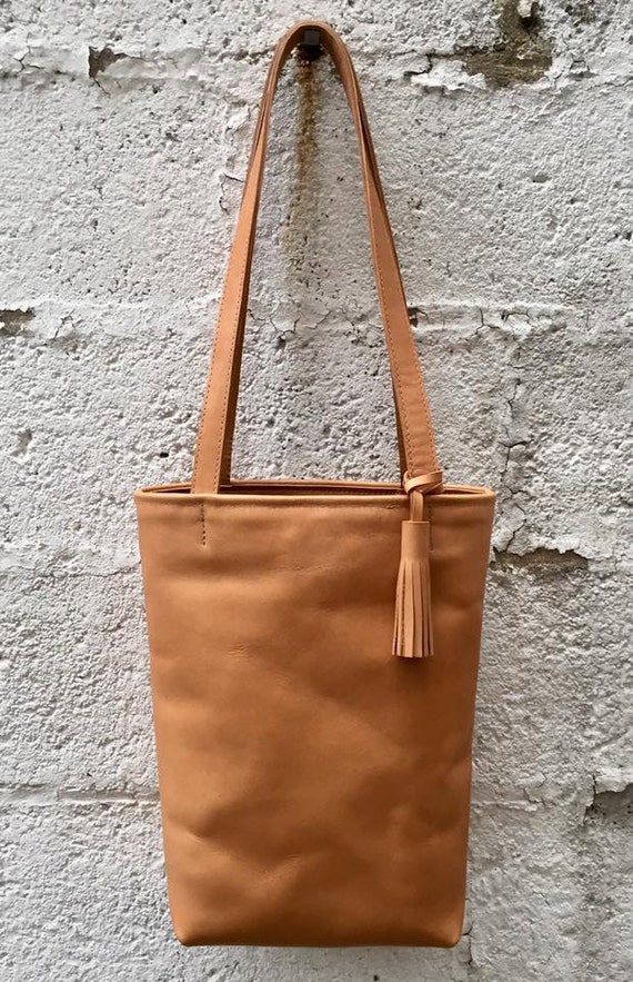 narrow tote