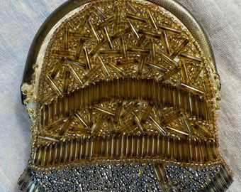 Vintage ART DECO Beaded Coin Purse \\ Silver, gold, silk // 1960s rare