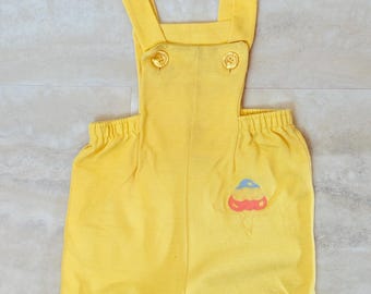 1970s Toddler Shortalls: Yellow bib overalls with embroidered ice cream cone detail, 2T