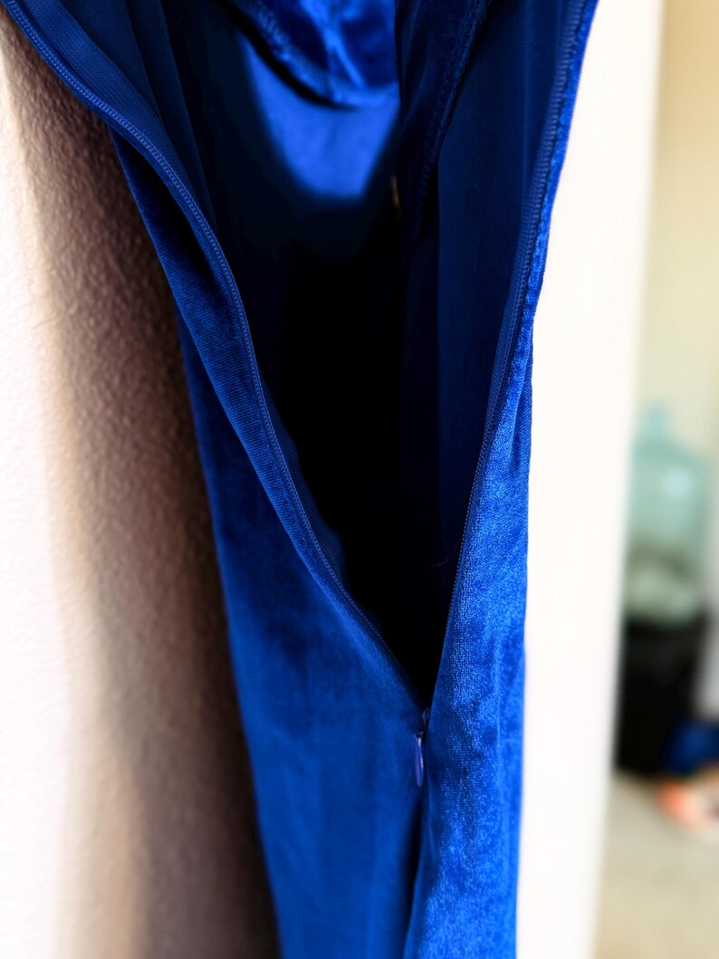 Vintage 1990s BLUE VELVET Dress \\ Size Small // spaghetti straps zdjęcie 5