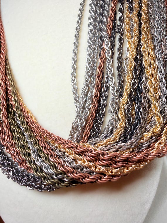 1990s Twisted Metal Chains Statement Necklace - image 7
