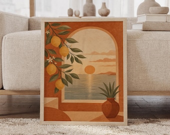 Op de afbeelding: Een ingelijste rechthoekige wandkunstprint met een terracotta-kleurige boog die uitkijkt op een kalme zee bij zonsondergang. Een citroenboomtak met gele vruchten en groene bladeren hangt aan de linkerkant, rechts staat een potplant.