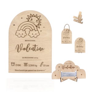Carte de naissance personnalisée en bois avec nom, poids, mesure et heure pour les cadeaux pour nouveau-né, porte-bracelet d'hôpital, étapes importantes pour bébé