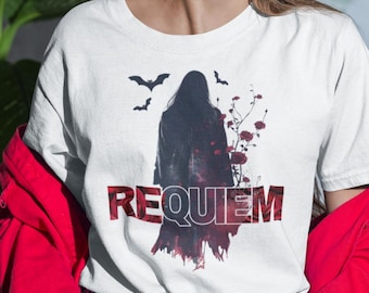 Camiseta unisex de tributo a Réquiem, silueta gótica floral, camiseta de príncipe, camiseta vintage de arte de metal oscuro, regalo conmemorativo unisex, rock pesado y oscuridad.