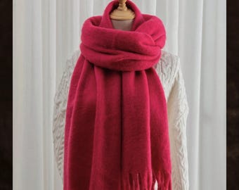 Sciarpa in lana lavorata a maglia tinta unita, caldo scialle invernale con nappe, morbida e accogliente, classico stile per il freddo, regalo per lei