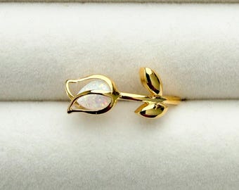 18k Gold Dipped Tulip Ring, Jewelry, Opal, Dainty Floral, Flower, Gift for Her, Inlay Statement, Nature Inspired, Elegant,