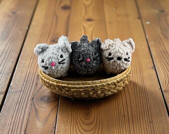 Crochet Loaf Cat Plushie – Amigurumi Decor | Handcrafted Kitty Gift | Animal Plush