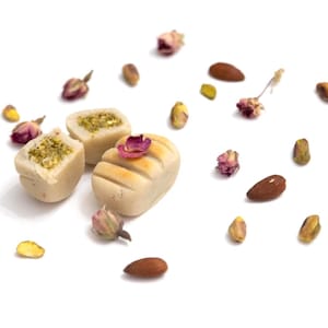 Healthy nutrition nutrient Almond Pistachio Flavorful Cookies Treat Delight Party Favor