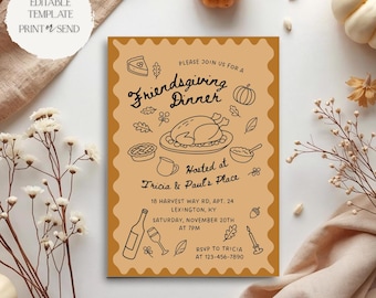 Puede incluir: Una tarjeta de invitación a la cena de Acción de Gracias con un fondo marrón y un borde decorativo. La tarjeta presenta ilustraciones dibujadas a mano de comida de Acción de Gracias y el texto "Friendsgiving Dinner". La tarjeta está rodeada de decoraciones temáticas de otoño.