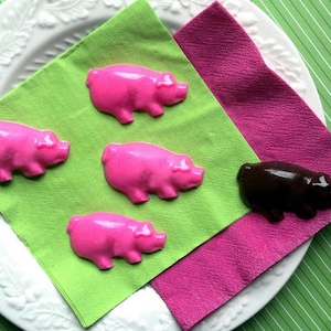 Mini Gourmet Chocolate pigs (30 pieces / aprox. 8oz.)