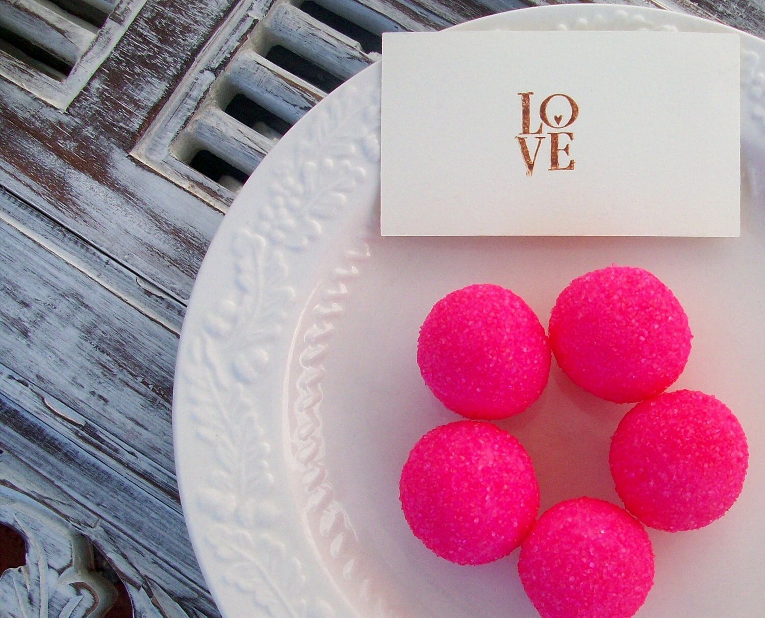 Xocolatl Original Strawberry Chocolate Truffles (16 count) as Seen in…
