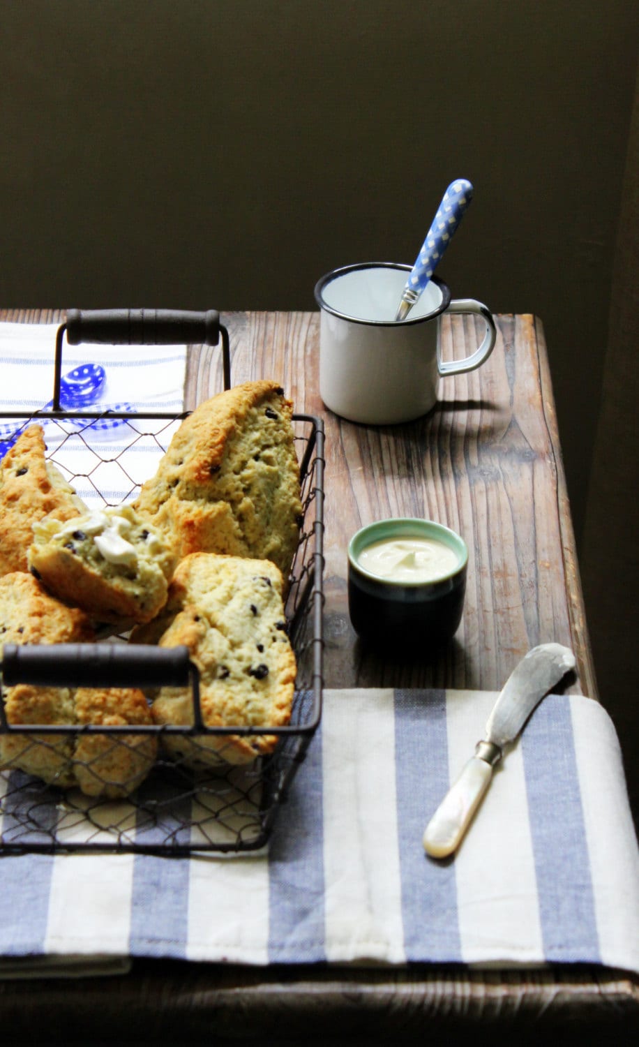 Scottish Buttermilk Blueberry Scones also Pick your Flavour (6 Count ONLY ONE FLAVOR)