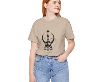 Energía femenina. Camiseta con motivo prehistórico. Edad de Piedra. Símbolo primitivo. Arte rupestre minimalista.