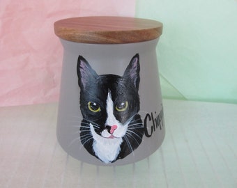 Pet Urn Hand Painted Portrait Urn For Ashes Pet Memorial Dog Cat Bird Urn  Personalized Custom Urn  Pet Funeral