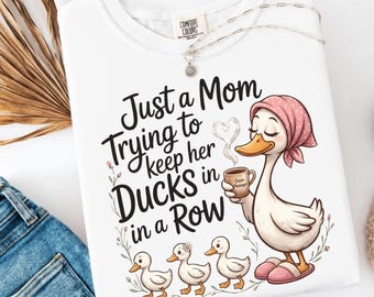 Lustiges Enten-in-einer-Reihe-Design (PNG), freches Mama-Shirt-Design, trendige Muttertagsgrafik, lustiges Mama-Geschenk, Enten-Shirt (PNG)