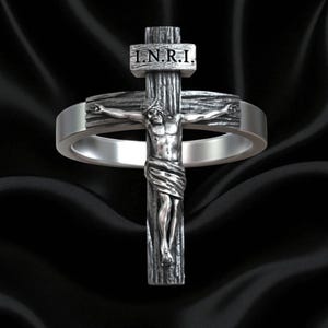 Handcrafted Crucifix Cross Ring with INRI for Men – Jesus Christ Catholic Signet,Christian Faith Statement Jewelry,Meaningful Religious Gift