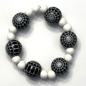 Spiderweb Halloween wooden beads bracelet