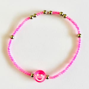 pink smile beaded bracelet