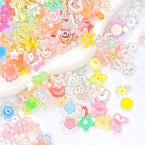 Baroque Mix – Bag of Acrylic Beads Charms & Cabochons Soup for Decoden Crafts