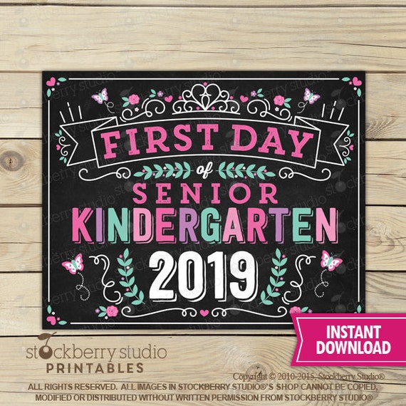 Princess First Day of Senior Kindergarten Sign Instant Download - Girl First Day of Sr Kindergarten Sign Printable - First Day of School Il_570xn