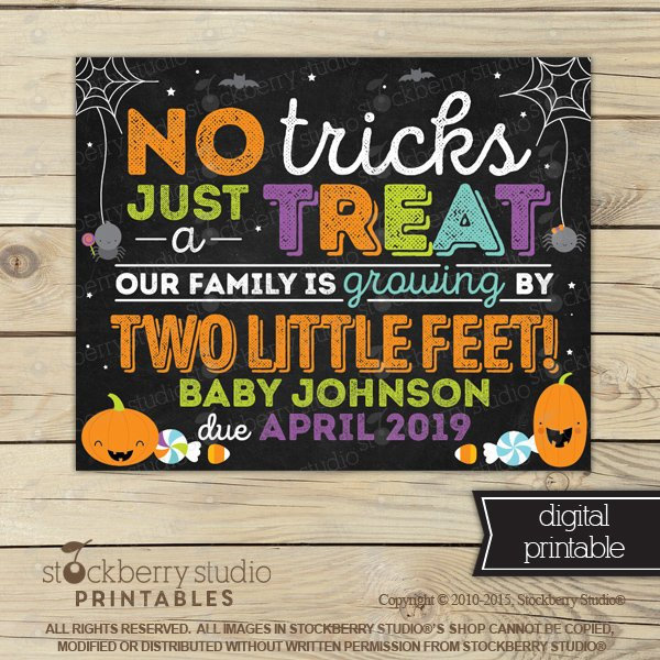 Halloween Baby Announcement Sign - Halloween Pregnancy Announcement S…