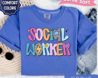 Social Worker Shirt Comfort Colors, Social Worker gift, Retro Checkered Social Worker Tee, School Counselor, Therapist Shirt, MSW Shirt