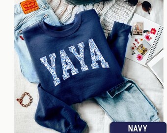 Yaya Sweatshirt, Floral Yaya shirt, Mother’s Day gift, Yaya Crewneck, Grandma Sweatshirt, Yaya Gift, Floral Grandmother Sweatshirt