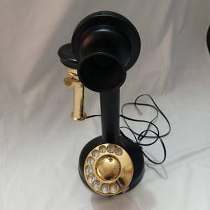 Vintage-Style Candlestick Telephone – Retro Rotary Dial Decor