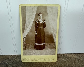 Antique Cabinet Card Woman's Portrait from W.W. Nuss Studio in Green Bay Wisconsin - Late 1800s