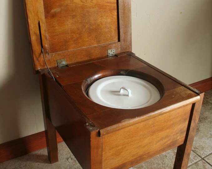 Antique Commode Chair Wood With White and Blue Porcelain Chamber Pot With Handle Dillinghman